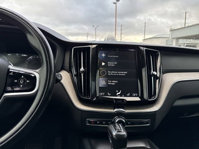 Used 2018 Volvo XC60 T6 Inscription w/ Luxury Seat Package image 25