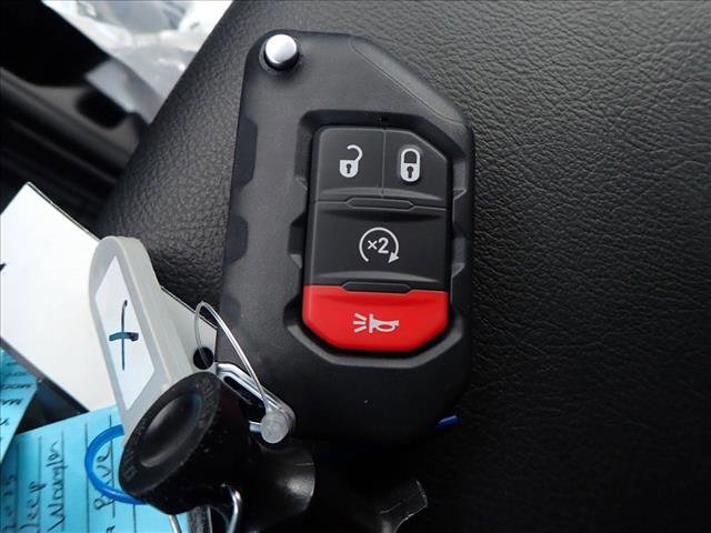 New 2025 Jeep Wrangler Unlimited Rubicon image 25