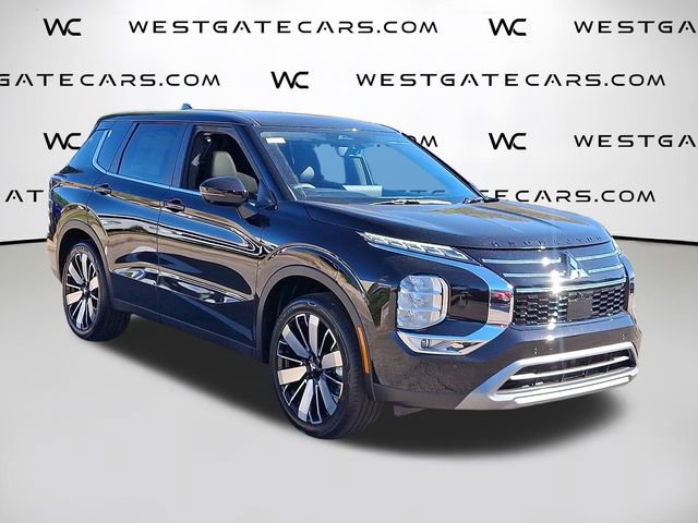 New 2025 Mitsubishi Outlander SE video 2