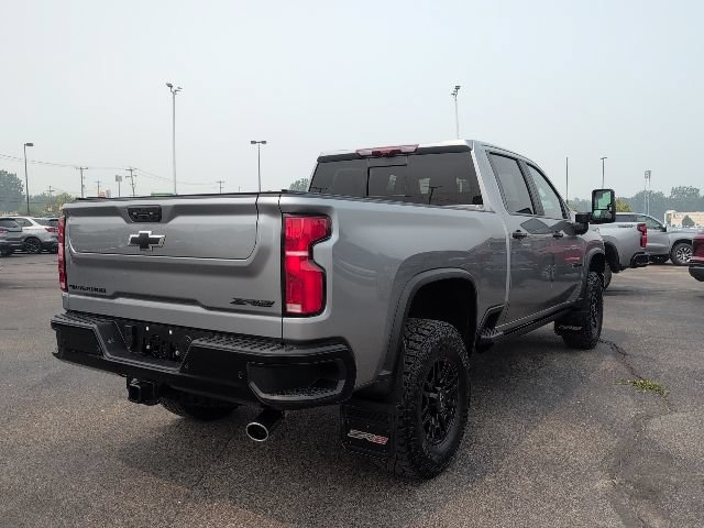 Used 2026 Chevrolet Silverado 2500 ZR2 w/ LPO, Dark Essentials Package AWD/4WD image 10