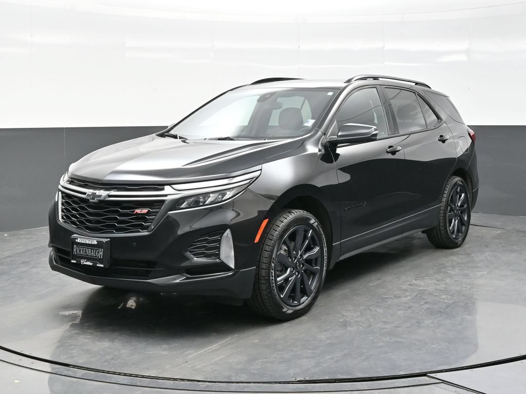 Used 2023 Chevrolet Equinox RS w/ RS Leather Package AWD/4WD image 2