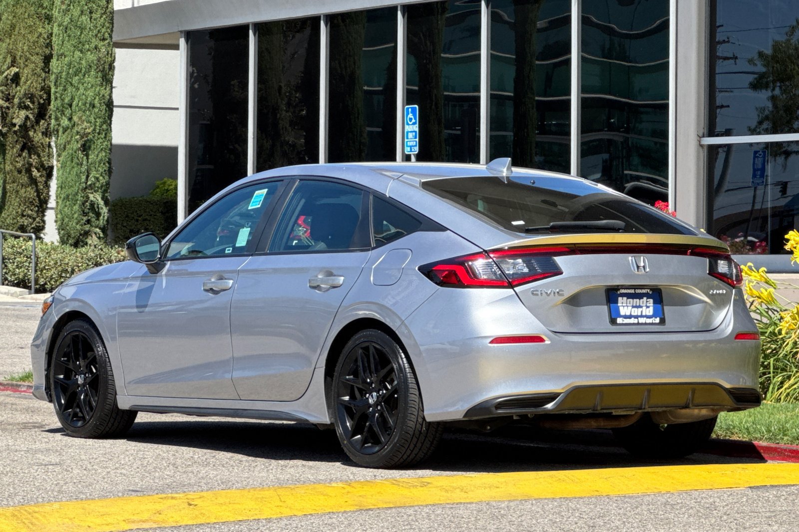 Certified 2025 Honda Civic Sport image 6