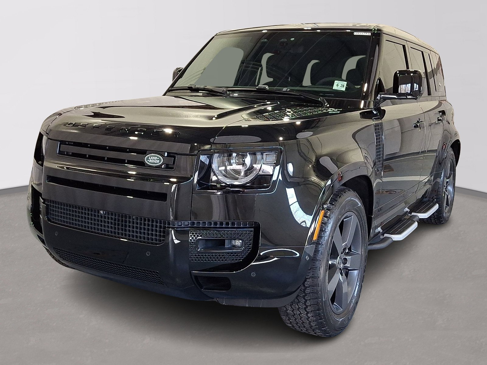 Certified 2023 Land Rover Defender 110 V8 video 1