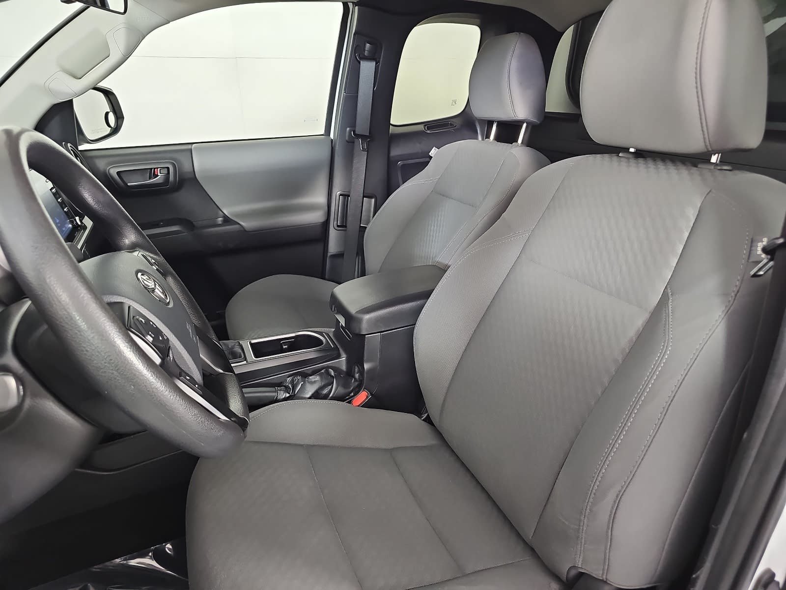 Used 2023 Toyota Tacoma SR RWD image 12