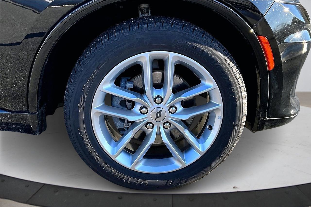 Used 2024 Dodge Durango GT image 35