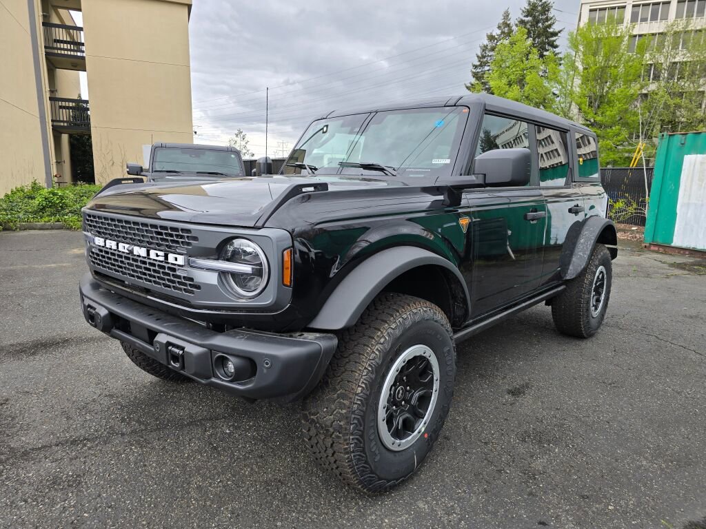 New 2026 Ford Bronco Badlands AWD/4WD image 1