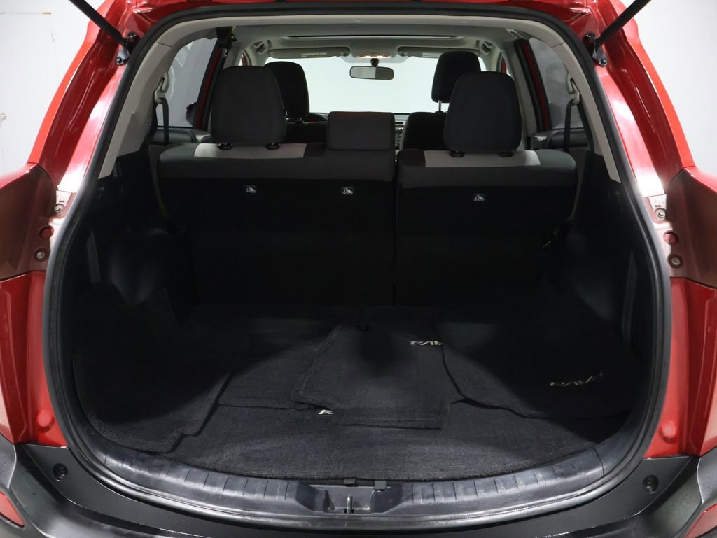 Used 2015 Toyota RAV4 XLE image 20