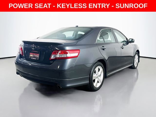 Used 2011 Toyota Camry SE image 6
