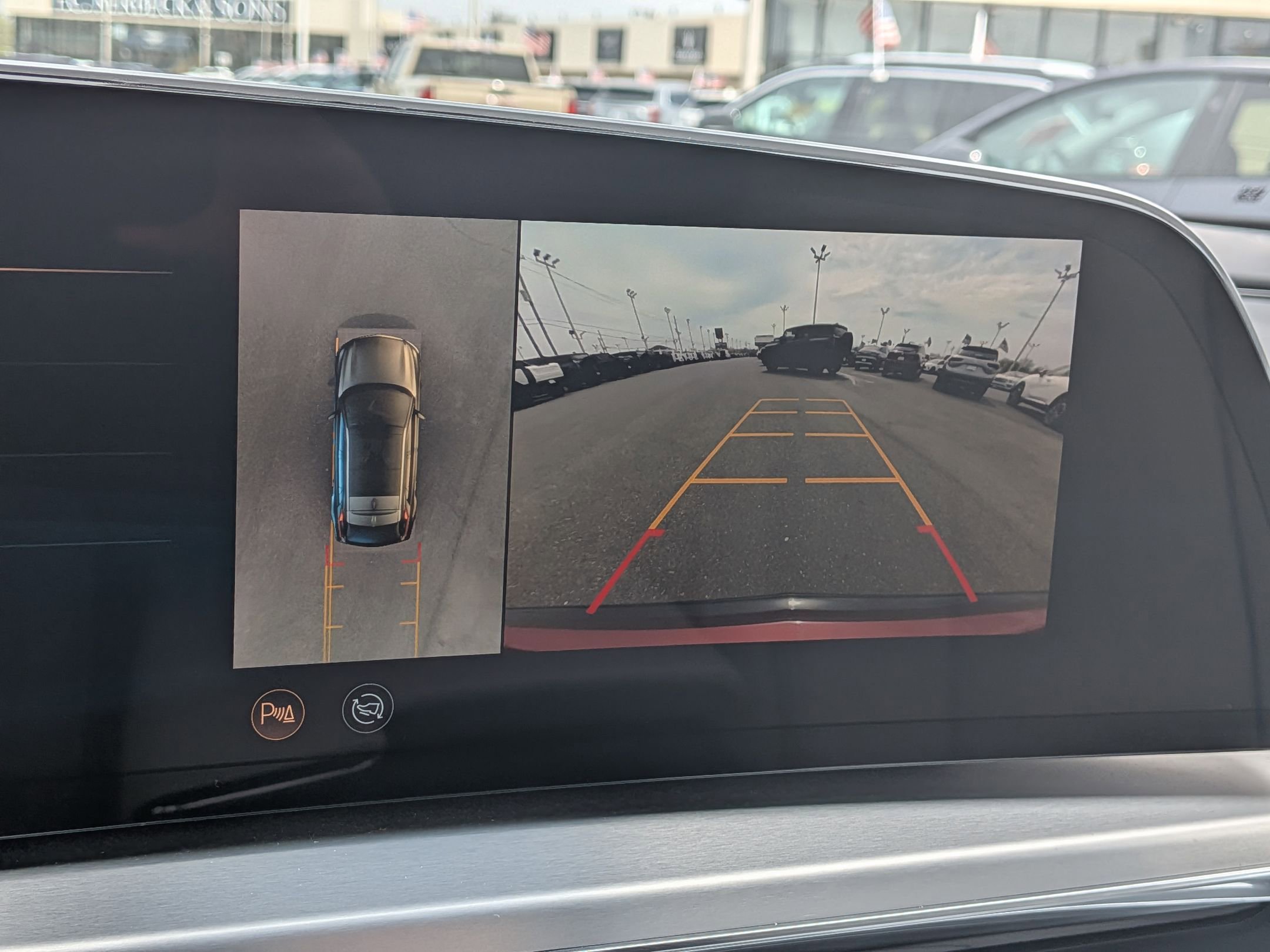 Certified 2024 Cadillac Lyriq Sport AWD/4WD image 15