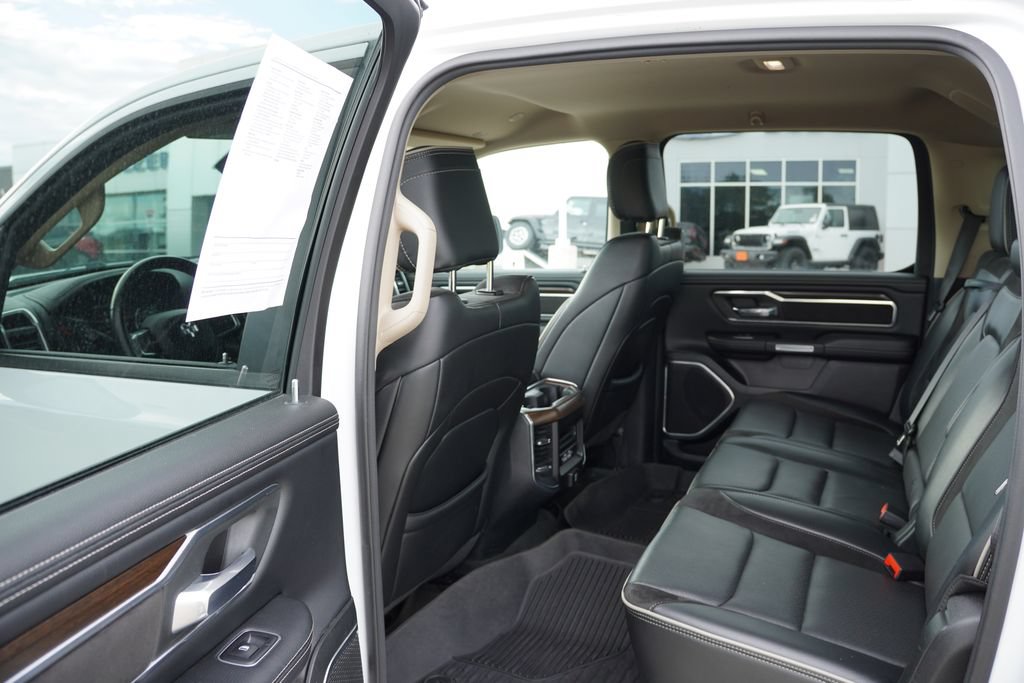 Used 2021 RAM 1500 Laramie AWD/4WD image 17