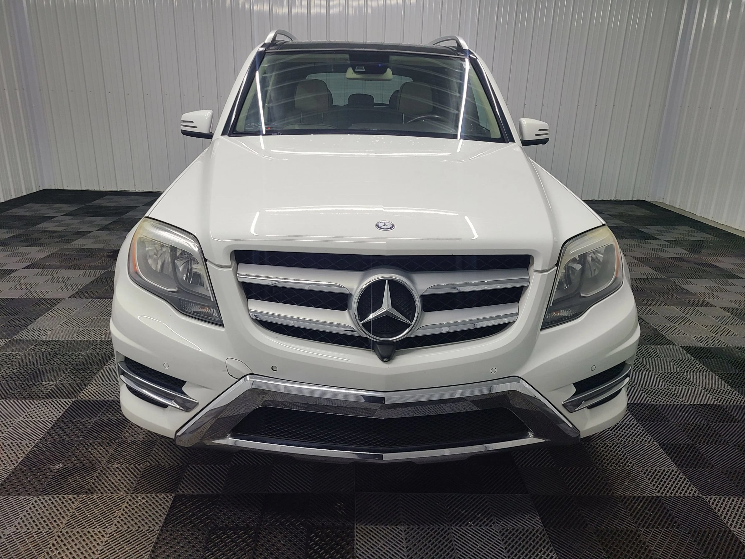 Used 2014 Mercedes-Benz GLK 350 4MATIC w/ Premium 1 Package image 6