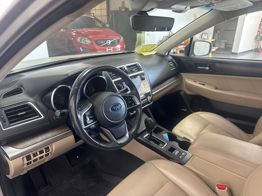 Used 2018 Subaru Outback 2.5i Limited AWD/4WD image 8
