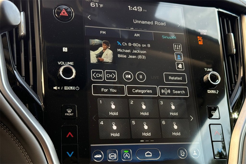 Used 2025 Subaru Outback Premium w/ Popular Package #1A image 17