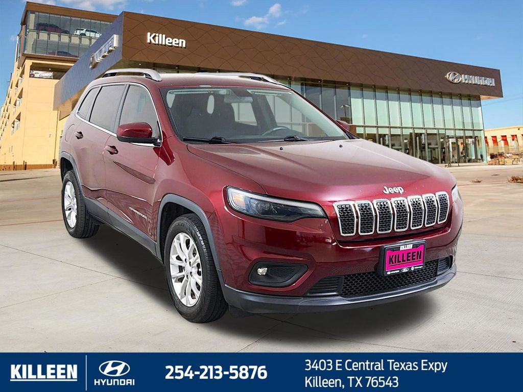 Used 2019 Jeep Cherokee Latitude w/ Popular Appearance Group FWD image 1