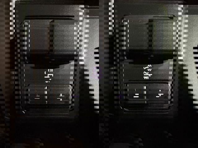 Used 2019 GMC Sierra 1500 SLT w/ SLT Premium Plus Package image 18