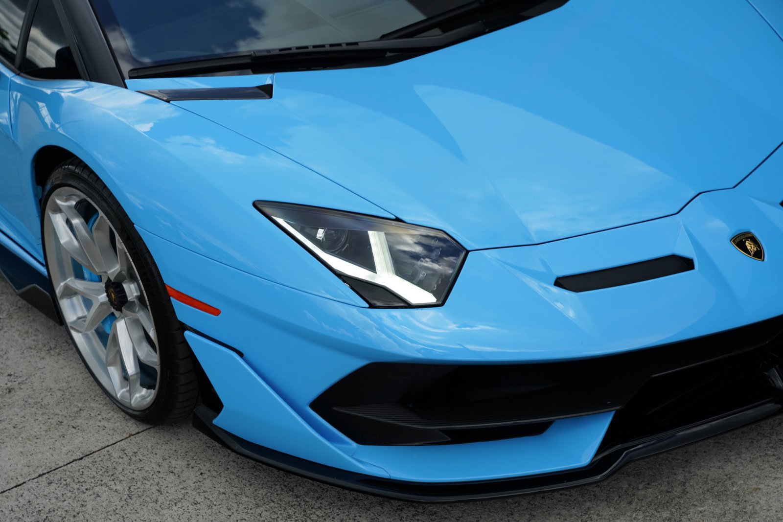 Used 2021 Lamborghini Aventador SVJ AWD/4WD image 29