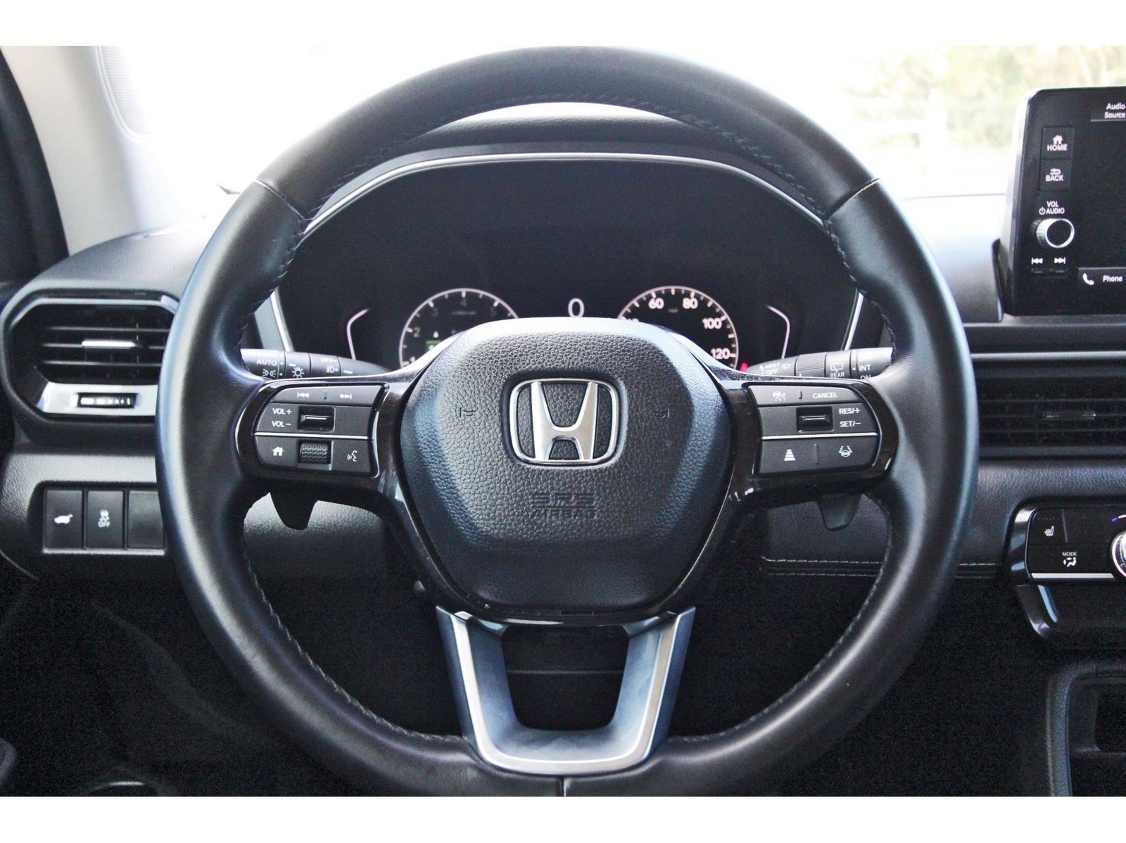 Used 2025 Honda Pilot EX-L image 14