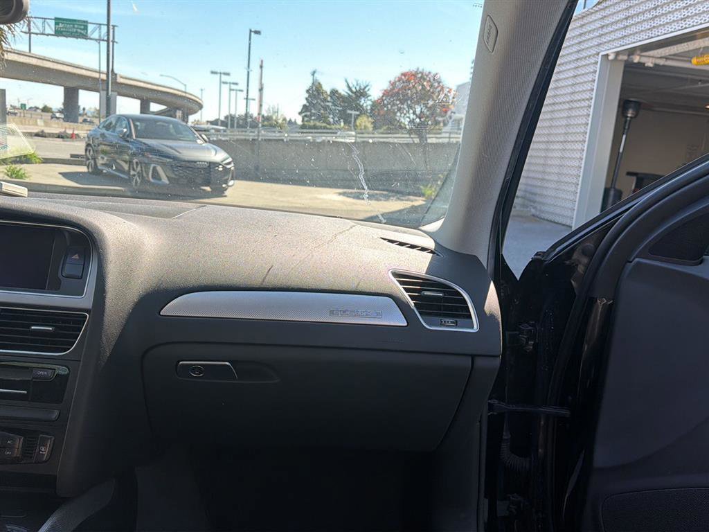 Used 2014 Audi A4 2.0T Premium w/ Audi MMI Navigation image 11