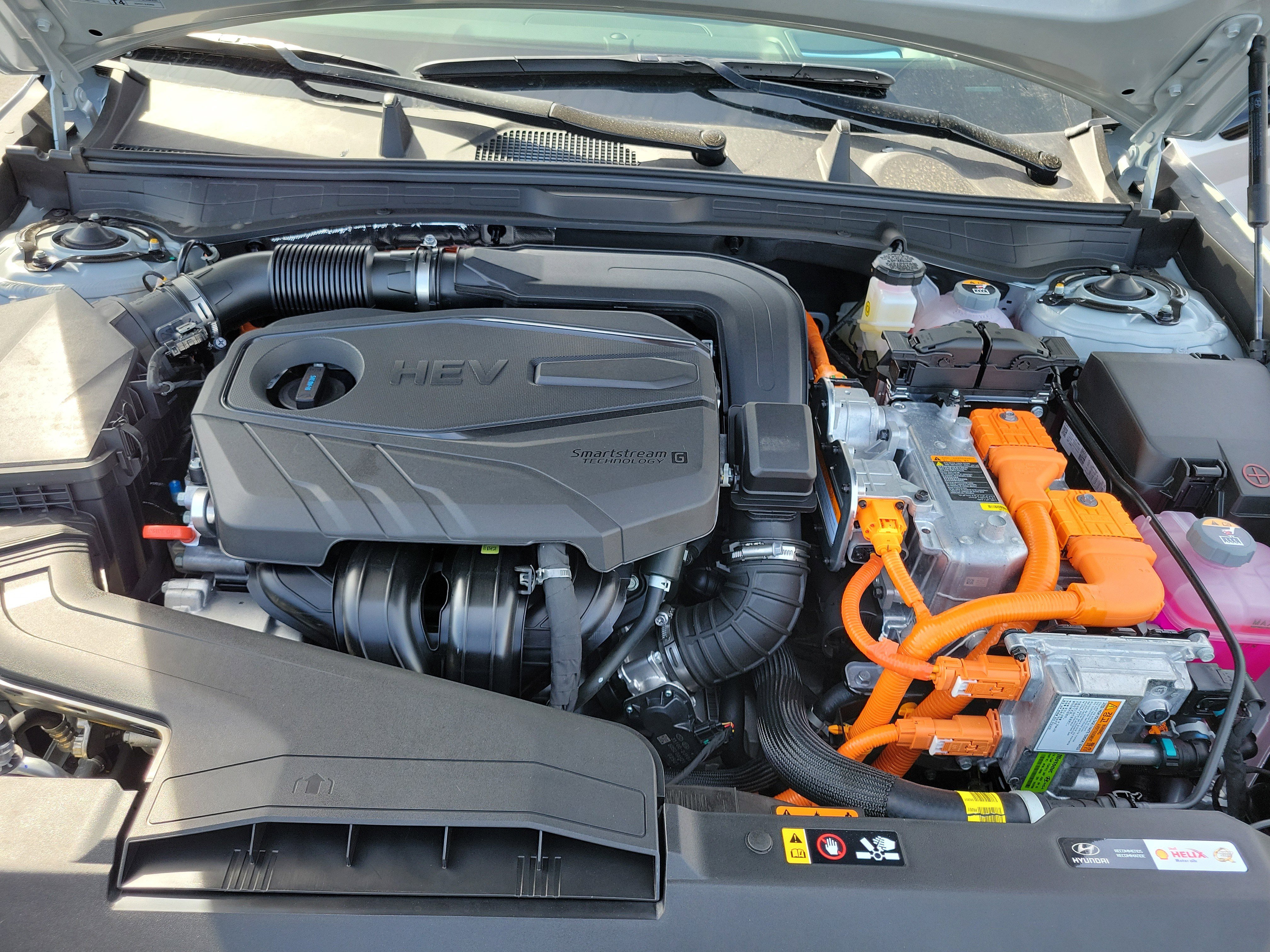 New 2025 Hyundai Sonata Limited image 16