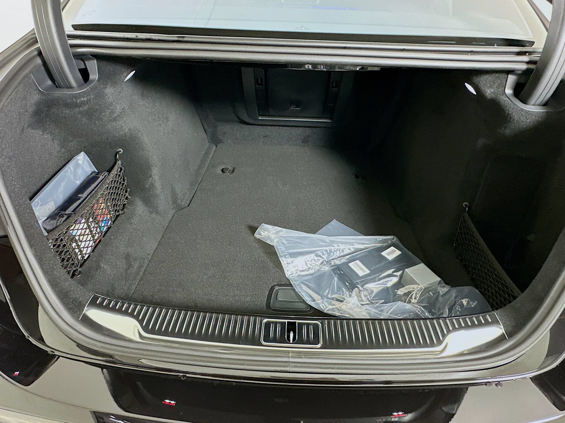 New 2026 Mercedes-Benz S 580 4MATIC Sedan image 28