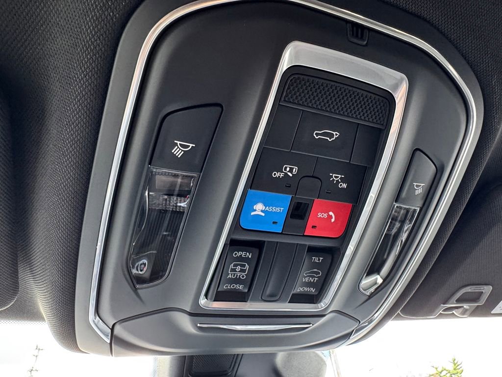 New 2026 Jeep Grand Cherokee Laredo X AWD/4WD image 21