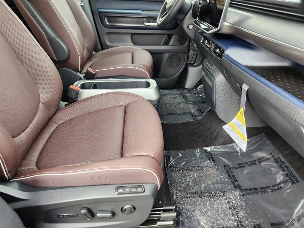 New 2025 Volkswagen ID. Buzz Pro S RWD image 14