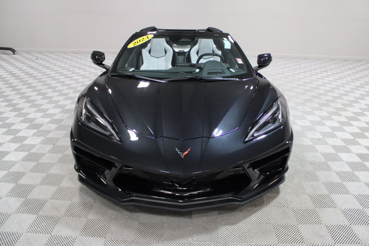 Used 2024 Chevrolet Corvette Stingray Preferred Conv w/ Z51 Performance Package RWD image 14