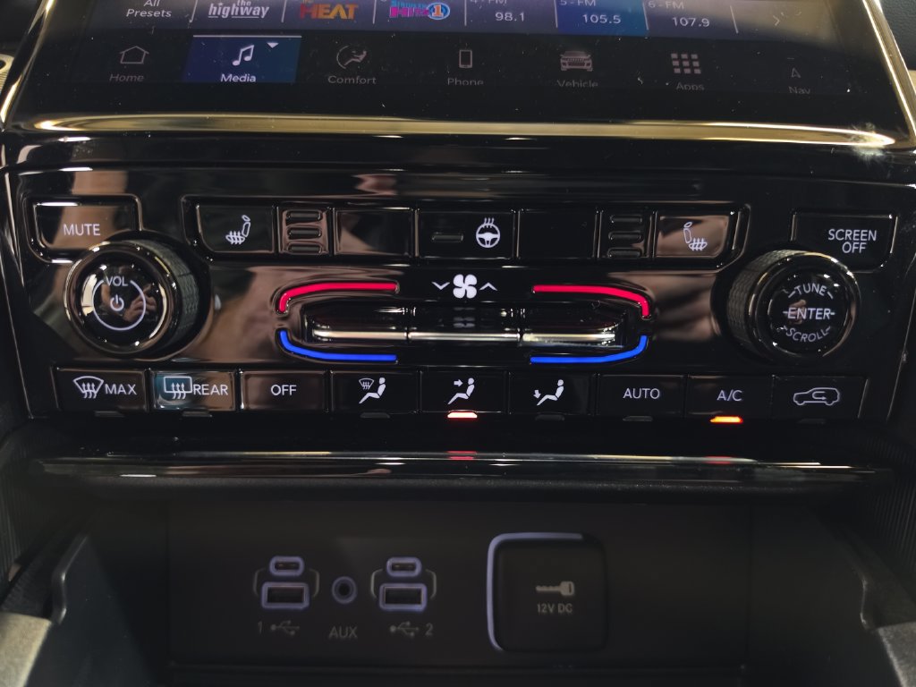 New 2027 Jeep Grand Cherokee Laredo X AWD/4WD image 23