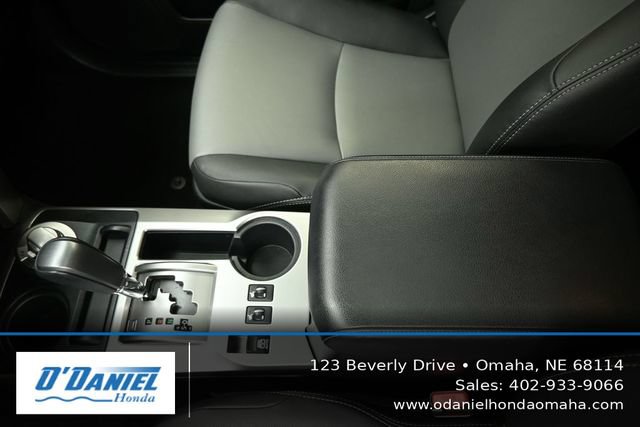 Used 2022 Toyota 4Runner SR5 Premium w/ Moonroof Package AWD/4WD image 34