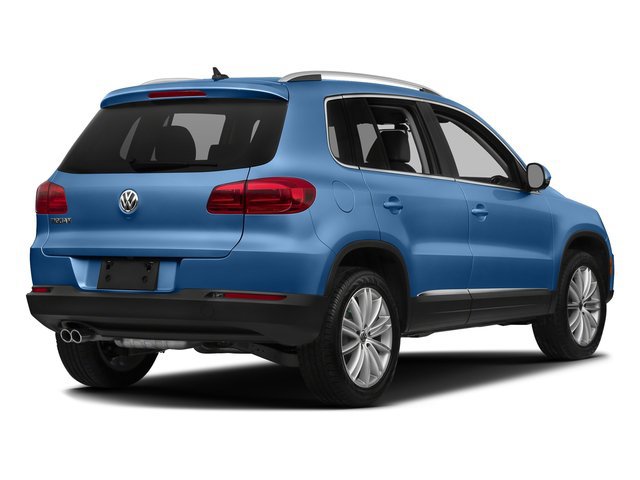 Used 2017 Volkswagen Tiguan SEL AWD/4WD image 2