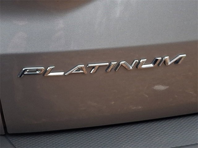 Used 2024 Ford Escape Platinum image 8