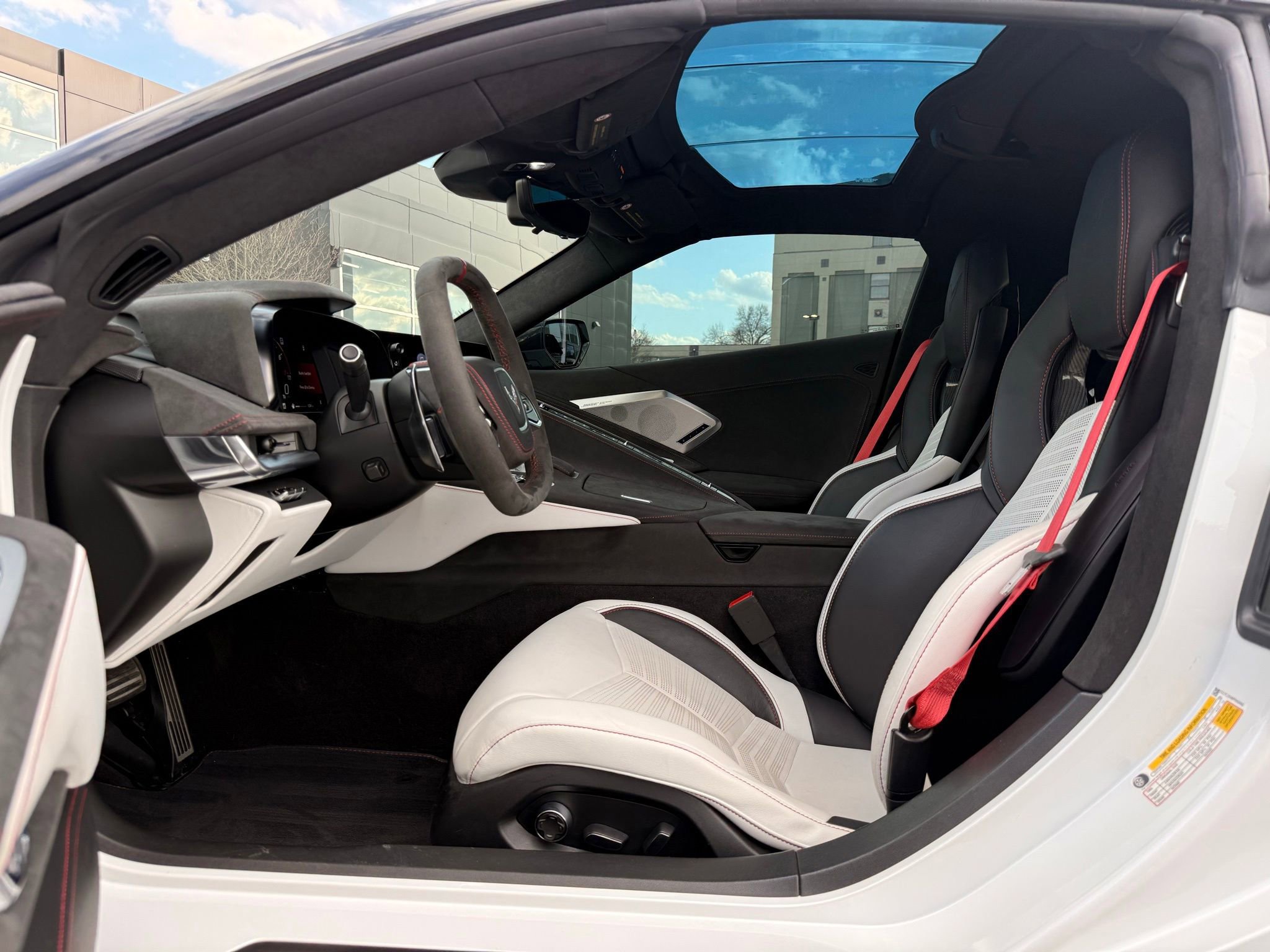 Used 2023 Chevrolet Corvette Stingray w/ Z51 Performance Package image 39