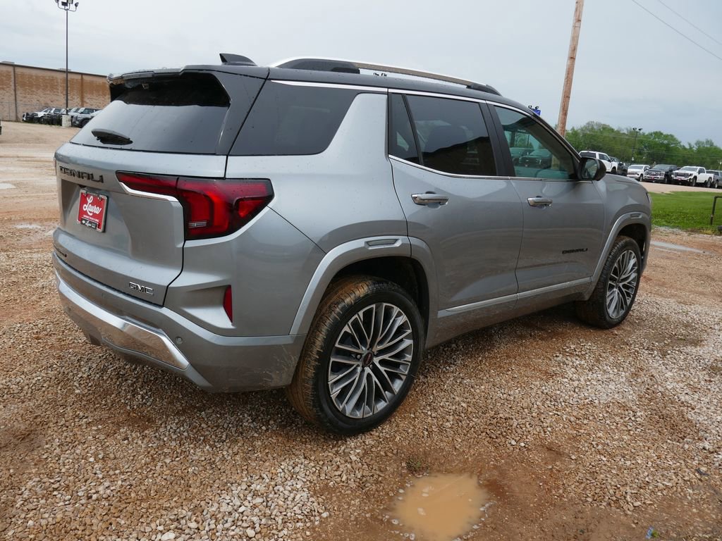 New 2026 GMC Terrain Denali w/ LPO, Black Badging Package AWD/4WD image 4