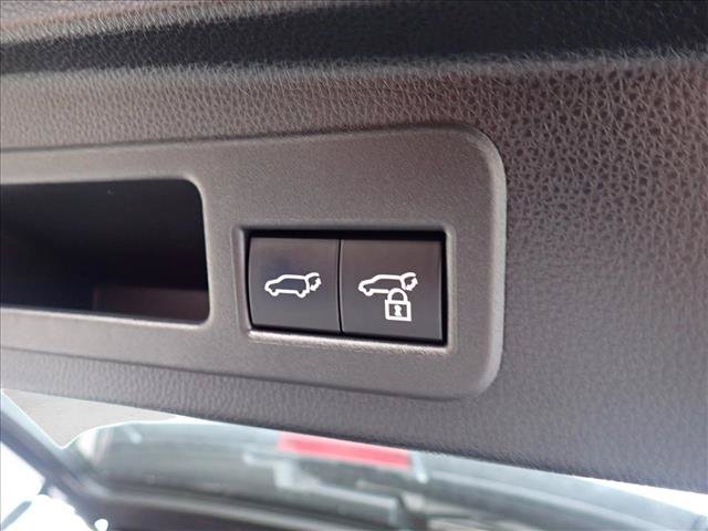Certified 2025 Toyota 4Runner Trailhunter AWD/4WD image 9