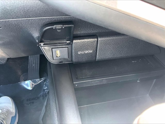 Used 2024 Toyota Camry SE FWD image 25