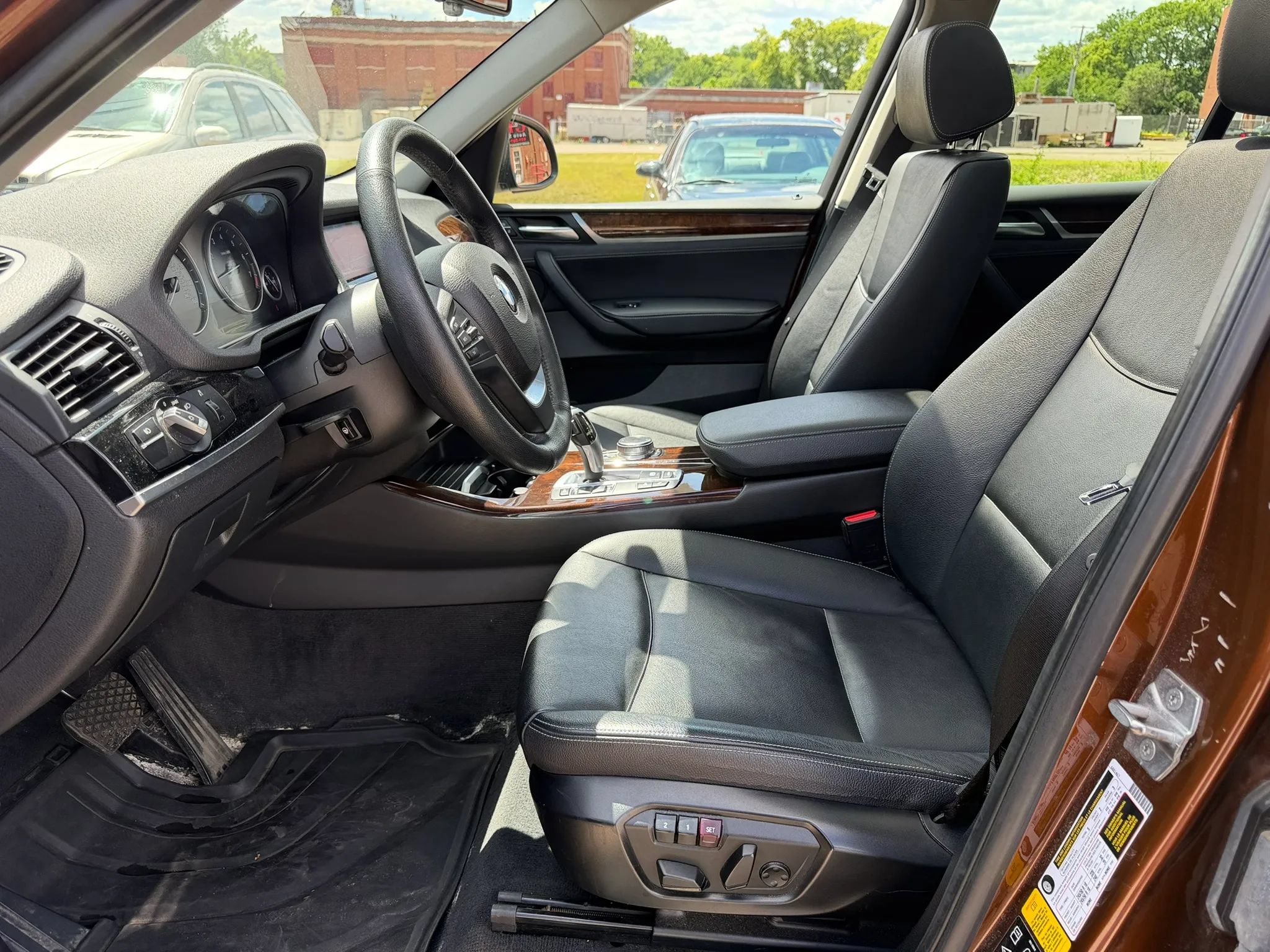 Used 2017 BMW X3 xDrive28i AWD/4WD image 15