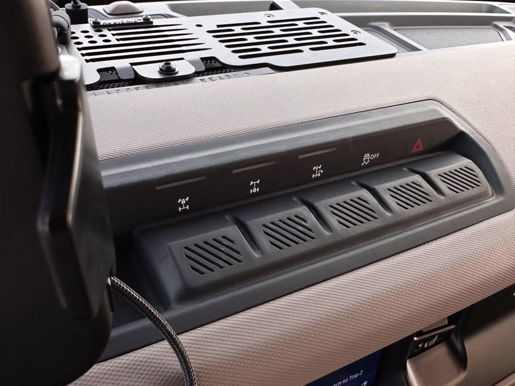 Used 2022 Ford Bronco Wildtrak AWD/4WD image 13