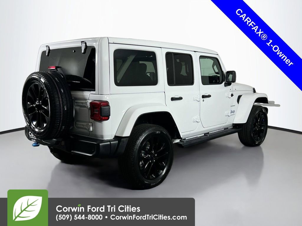 Used 2023 Jeep Wrangler Unlimited Sahara w/ Cold Weather Group image 15