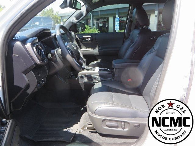 Used 2021 Toyota Tacoma TRD Sport image 18