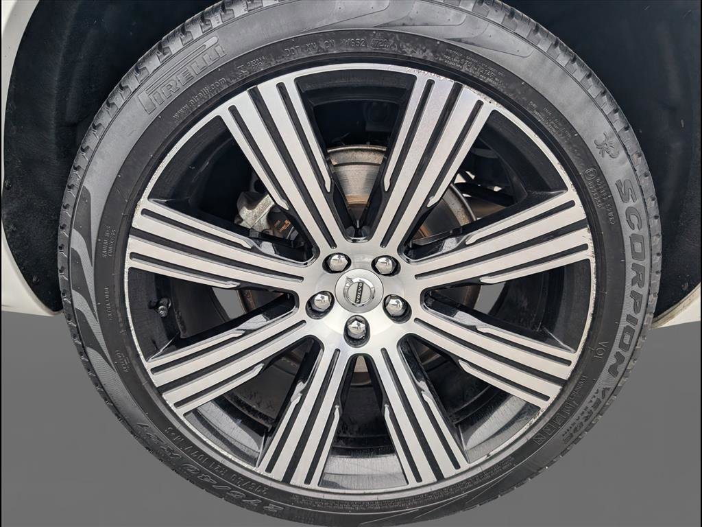 Used 2021 Volvo XC90 T6 Inscription w/ Advanced Package image 25