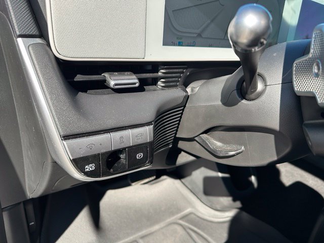 Used 2023 Hyundai Ioniq 5 Limited AWD/4WD image 23