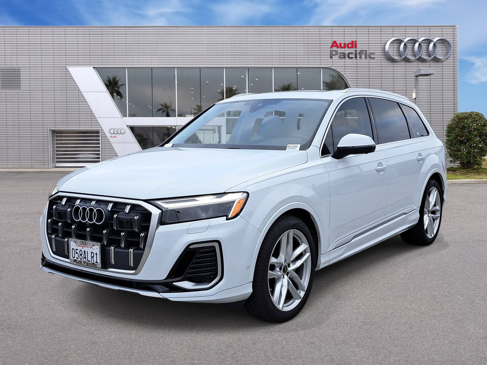 Used 2025 Audi Q7 3.0T Premium Plus AWD/4WD image 1