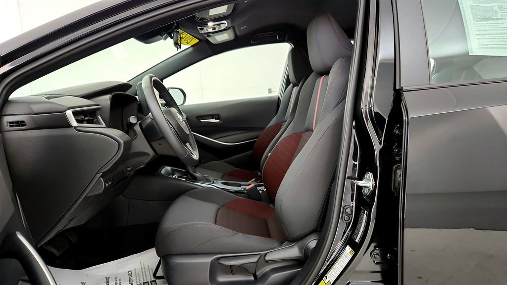 Certified 2024 Toyota Corolla SE FWD image 33