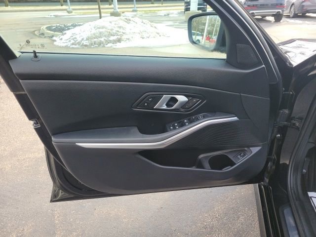 Used 2026 BMW 330i xDrive Sedan image 17