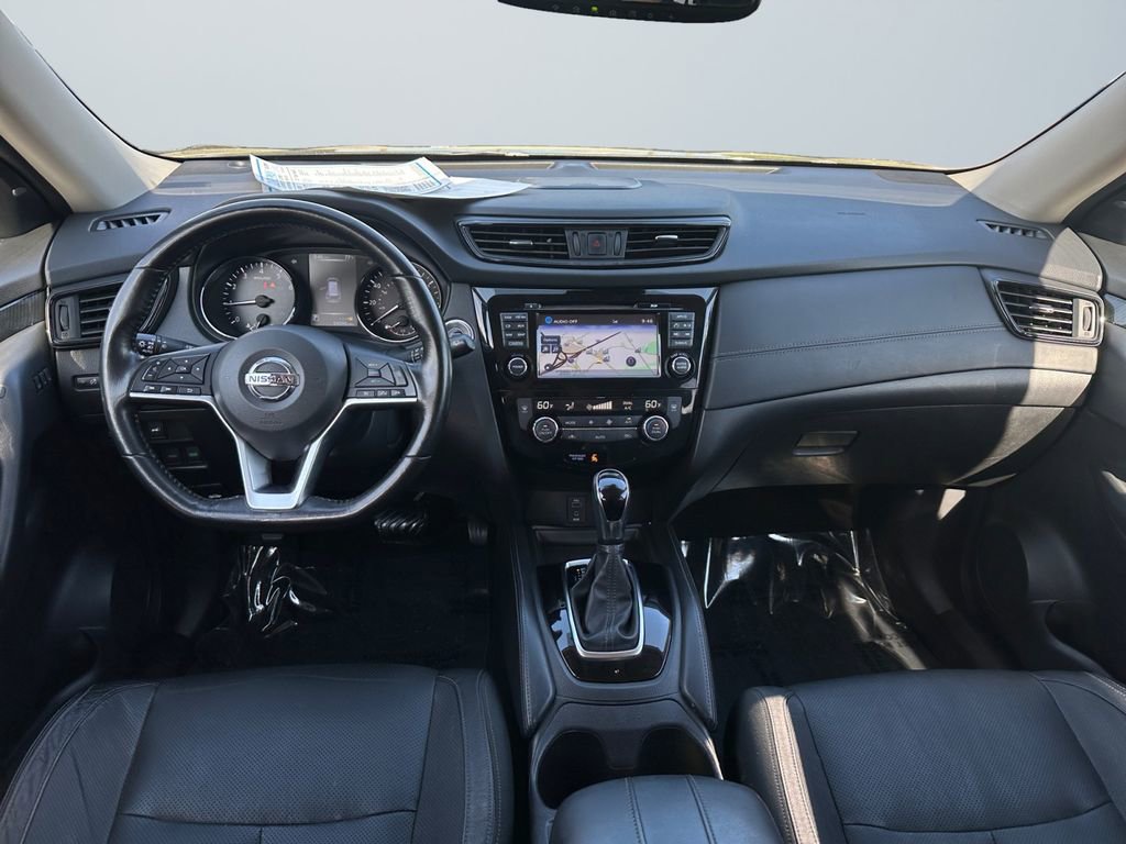 Used 2017 Nissan Rogue SL w/ SL Premium Package image 10