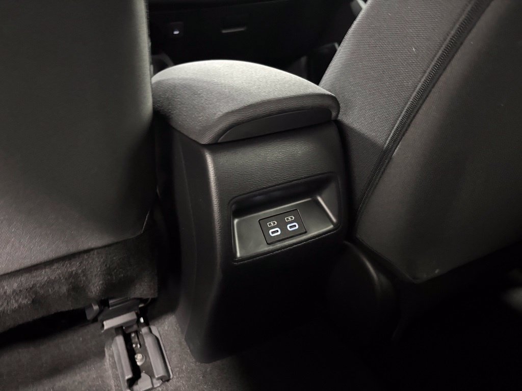 Used 2026 Toyota Corolla SE FWD image 47