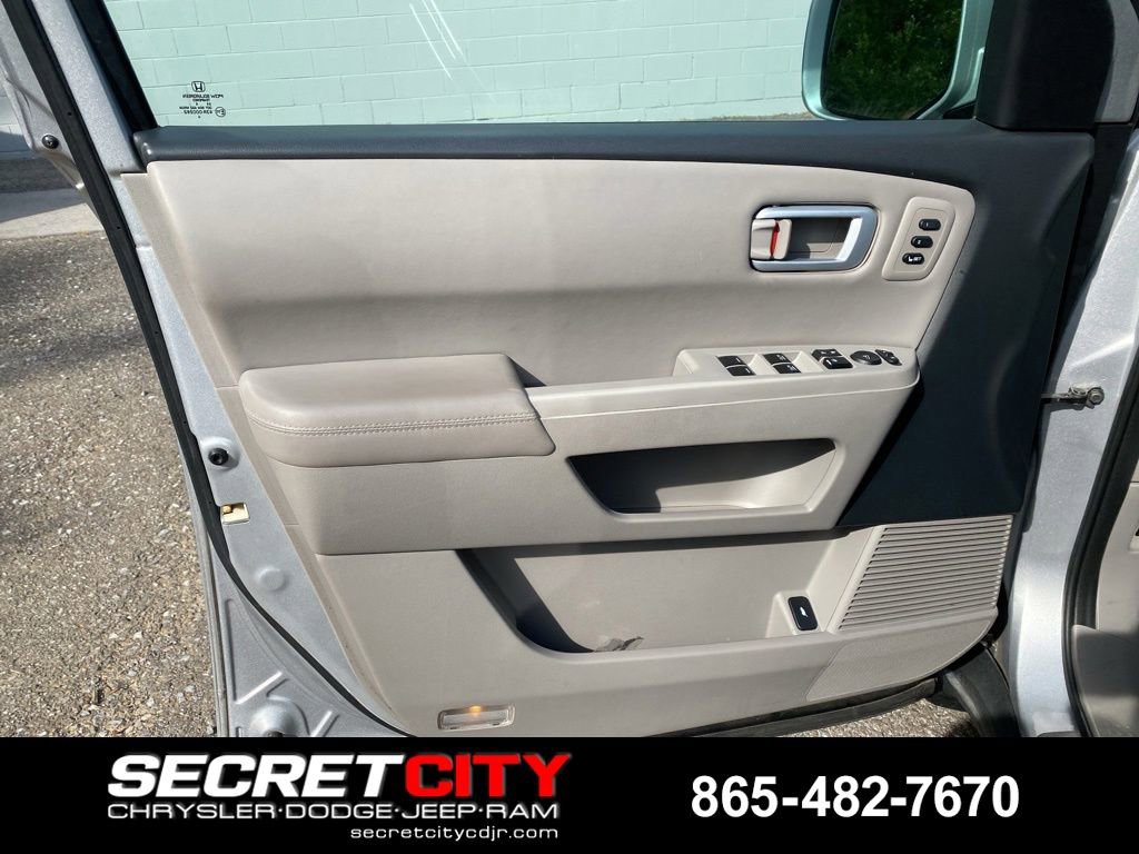 Used 2014 Honda Pilot Touring image 15