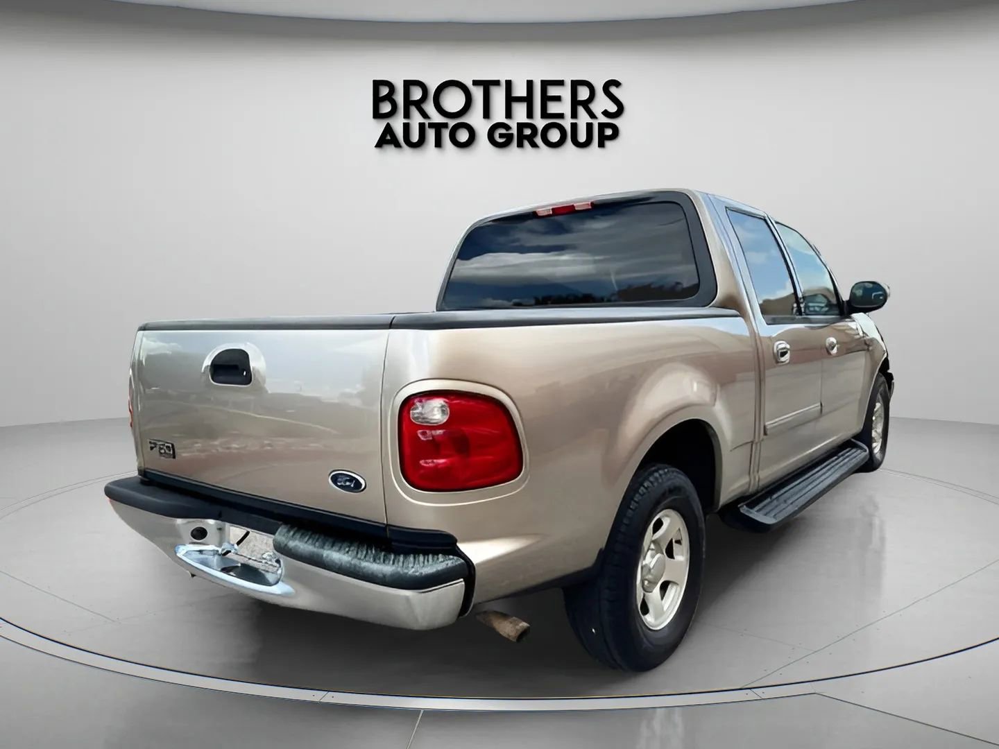 Used 2001 Ford F150 Lariat RWD image 11