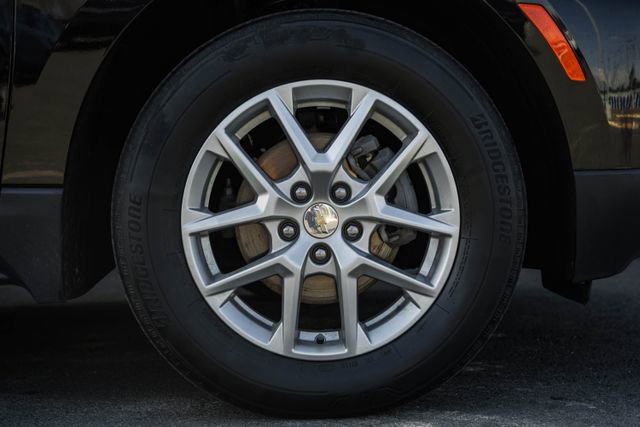 Used 2023 Chevrolet Equinox LT image 23