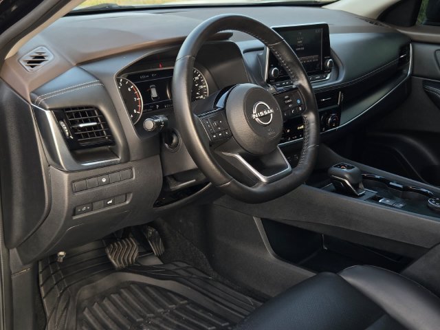 Used 2023 Nissan Rogue SV w/ SV Premium Package AWD/4WD image 25
